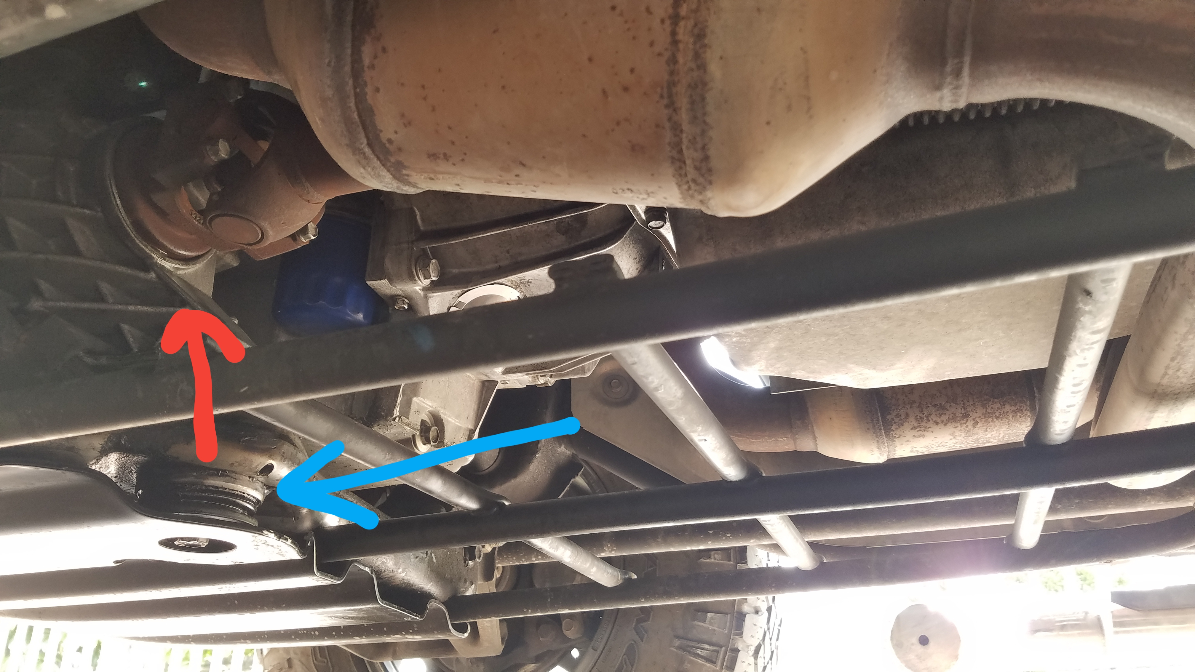 2006 silverado front differential leaking