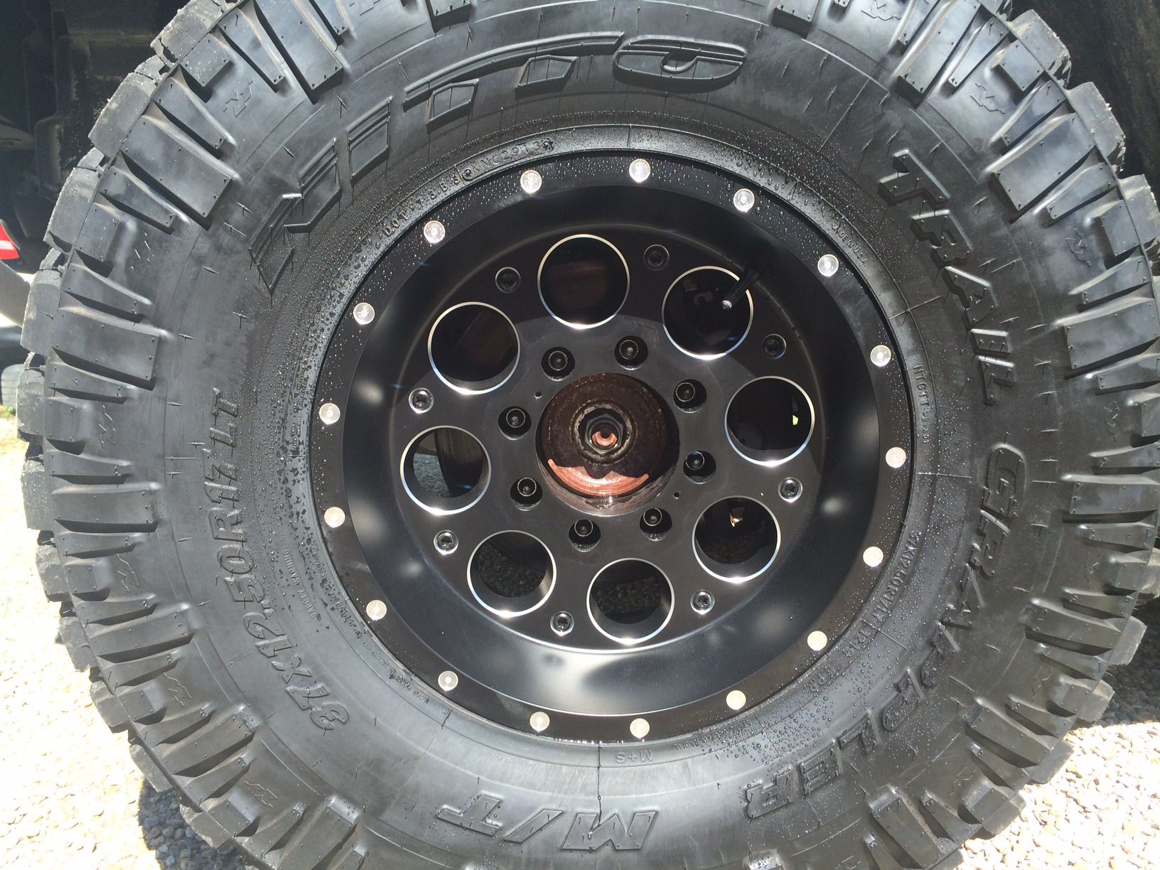 Name:  vxuamsY.jpg
Views: 20
Size:  348.6 KB