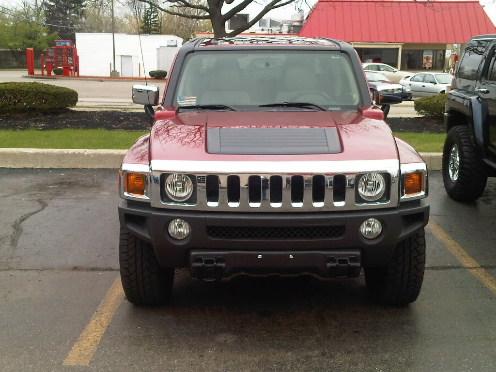 Name:  Pontiac-20120331-00038.jpg
Views: 305
Size:  154.9 KB