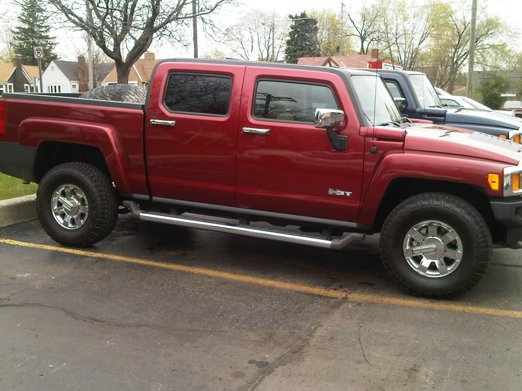 Name:  Pontiac-20120331-00037.jpg
Views: 280
Size:  168.4 KB