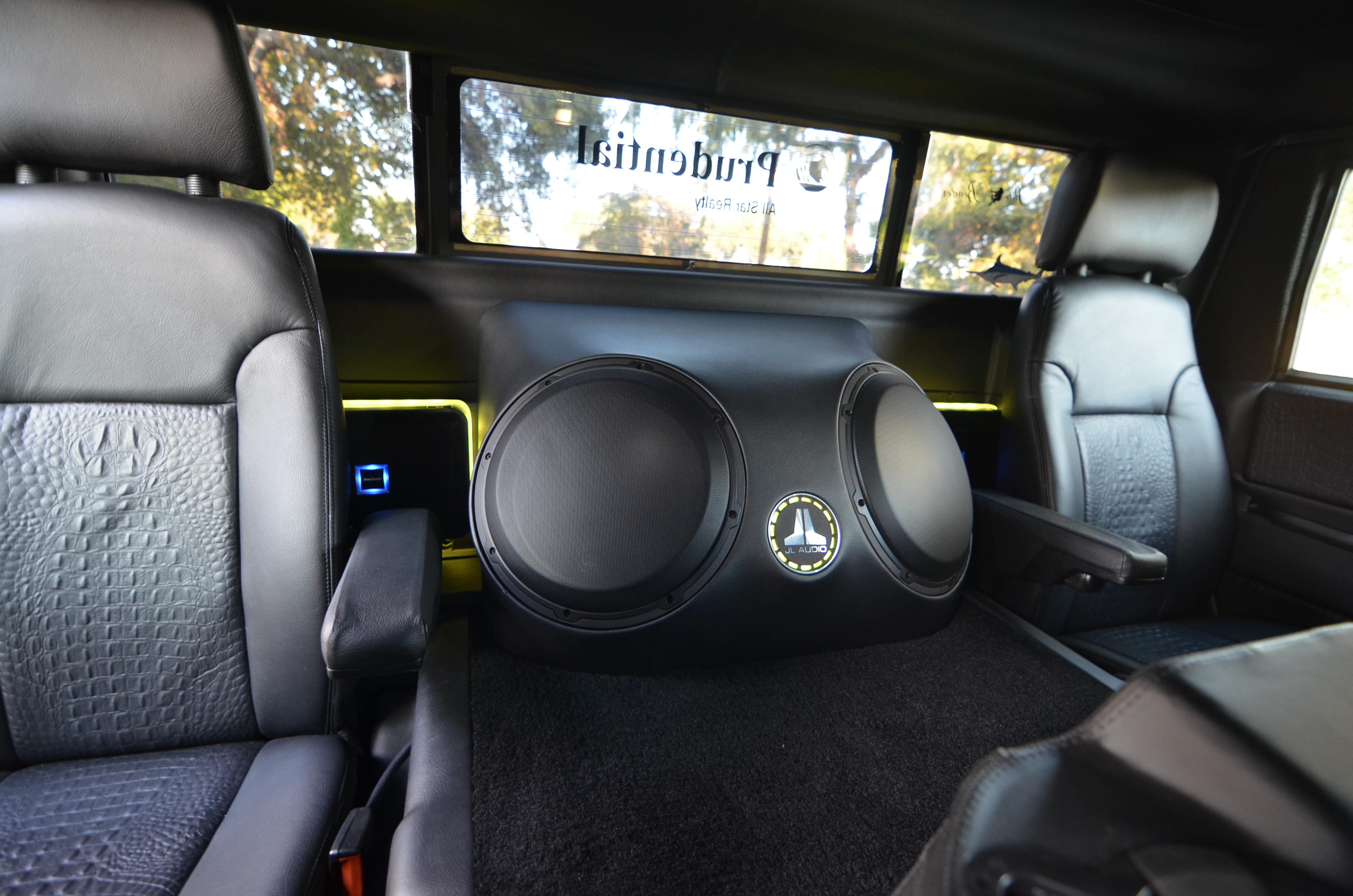 Name:  Hummer079.jpg
Views: 245
Size:  7.41 MB