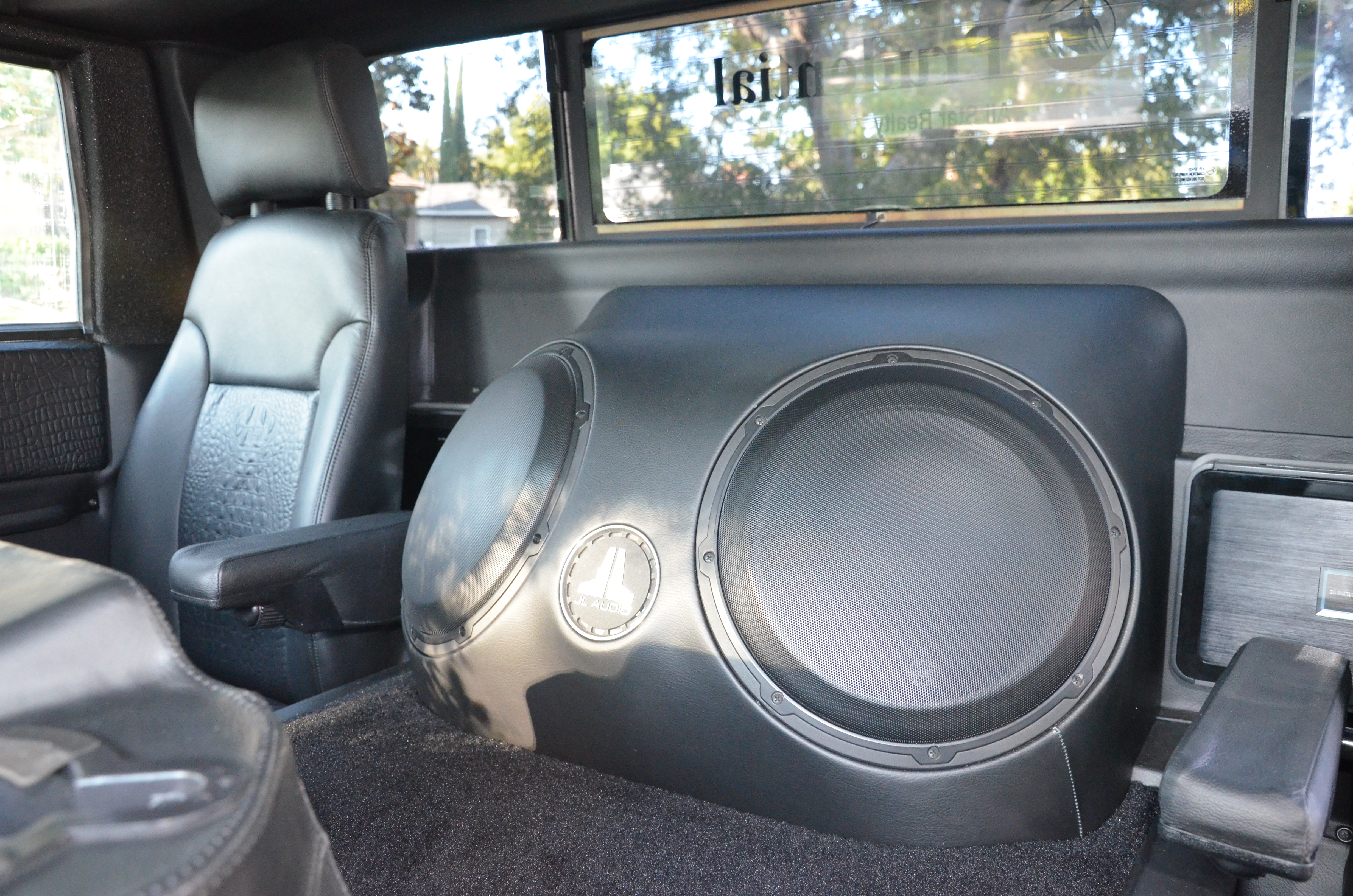 Name:  Hummer008.jpg
Views: 408
Size:  9.54 MB