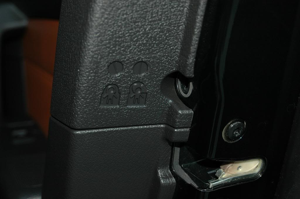 Name: H3childsafetylock1_zps9c43b960.jpg
Views: 849
Size: 56.0 KB