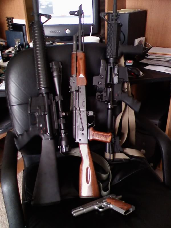 Name:  family.jpg
Views: 57
Size:  67.1 KB