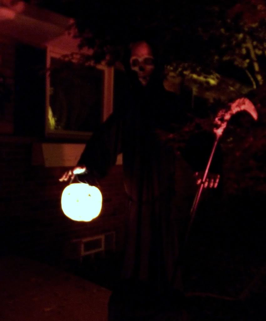 Name: 2011_1031HALLOWEEN0118.jpg
Views: 55
Size: 43.2 KB