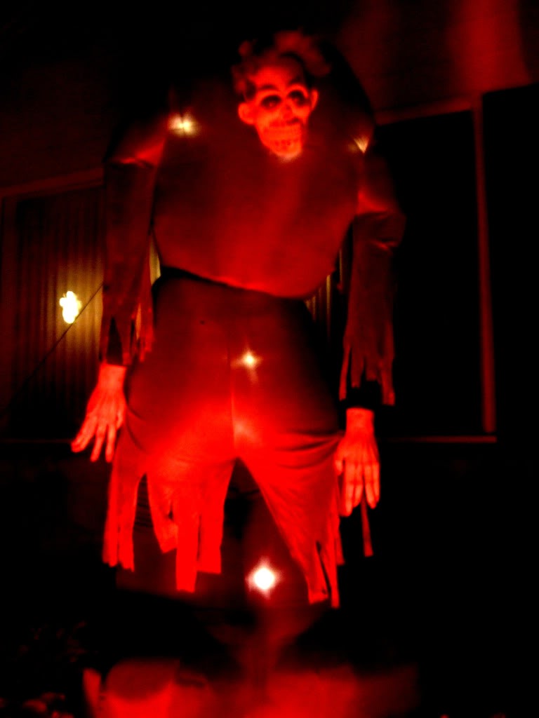 Name: 2011_1031HALLOWEEN0120.jpg
Views: 56
Size: 48.9 KB