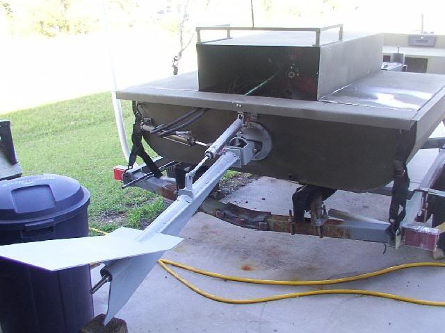 Name: Mudboatoutdrive.jpg
Views: 635
Size: 42.3 KB