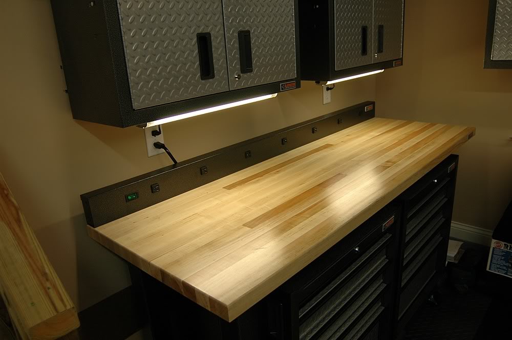 Name:  Bench-outlets3.jpg
Views: 246
Size:  106.9 KB