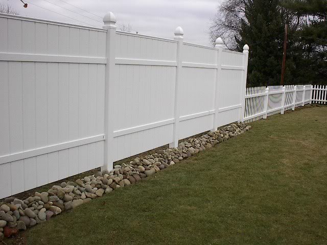 Name:  Fence-Rock032705007.jpg
Views: 75
Size:  61.8 KB