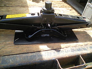 hummer scissor jacks military-asjk.jpg